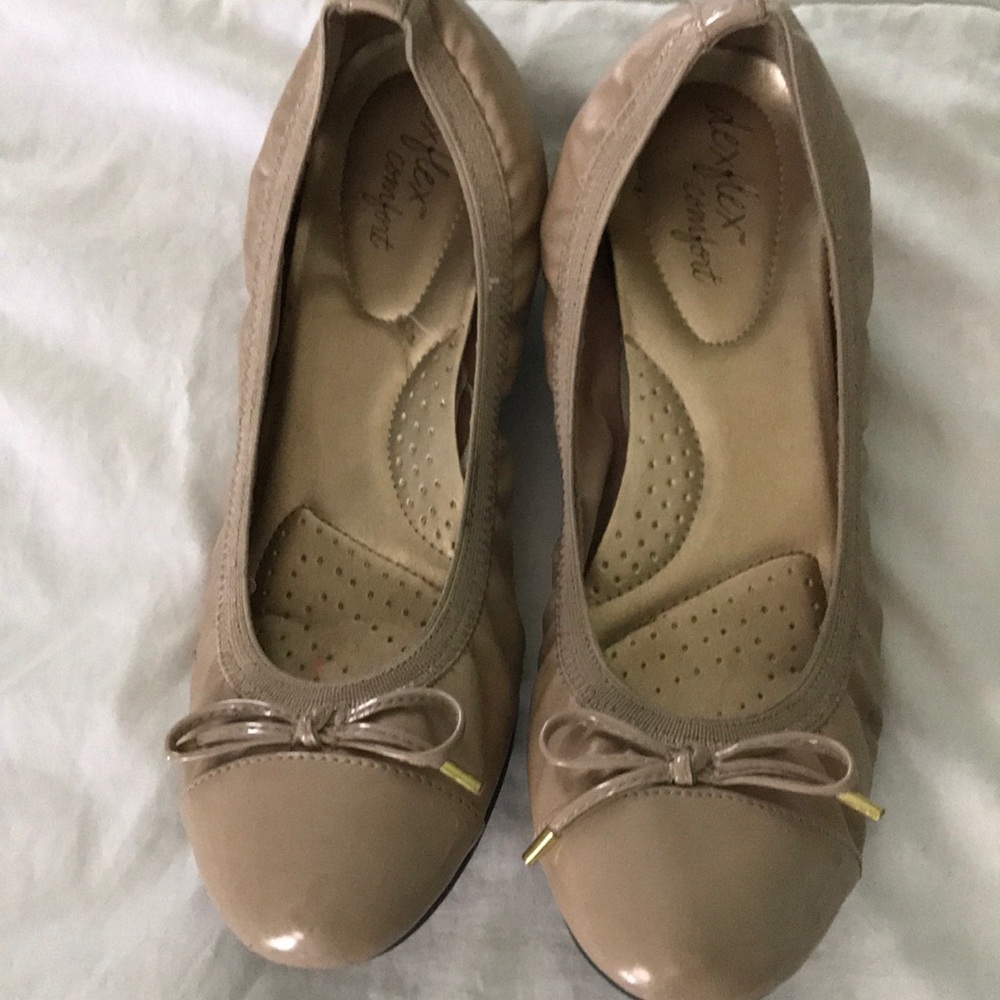 Dexflex comfort slipper dress shoe